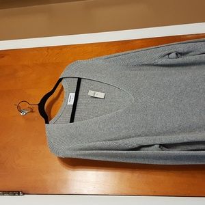Old Navy VNeck tunic sweater. New with tags.